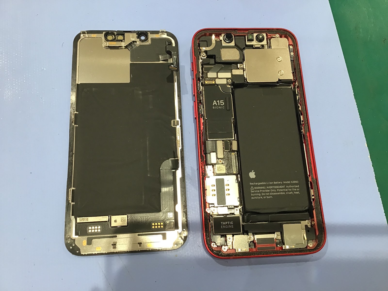 iPhone13miniのバッテリー交換ならデータそのまま修理可能なスマホ修理工房グランデュオ蒲田店へ！
